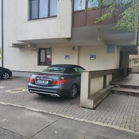 Morii Lake Special Apartment Bucarest Esterno foto