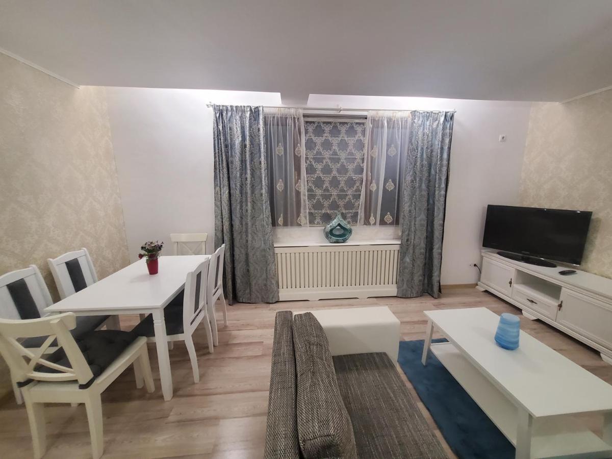 Morii Lake Special Apartment Bucarest Esterno foto