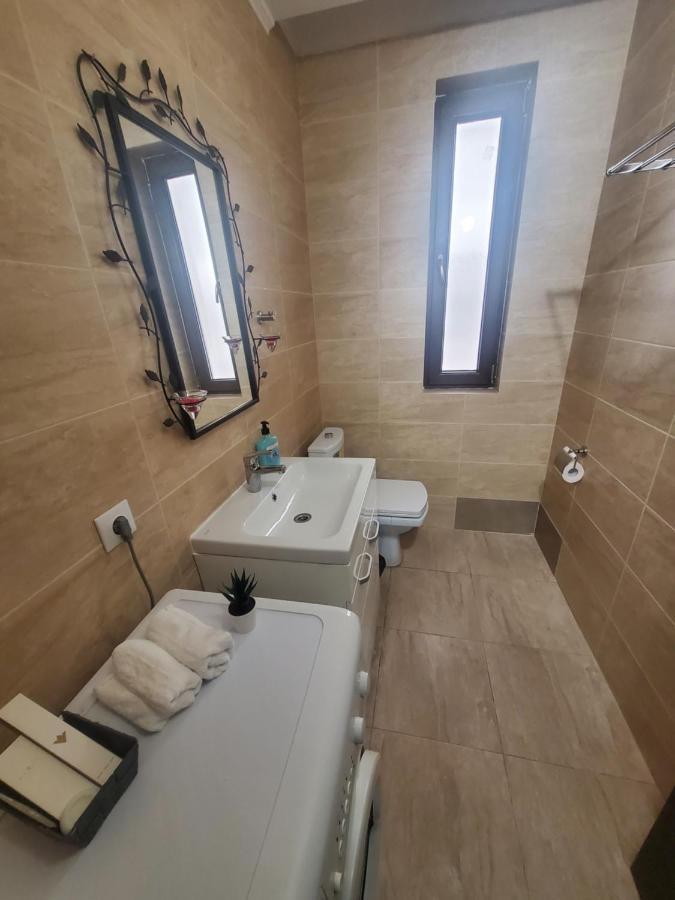 Morii Lake Special Apartment Bucarest Esterno foto