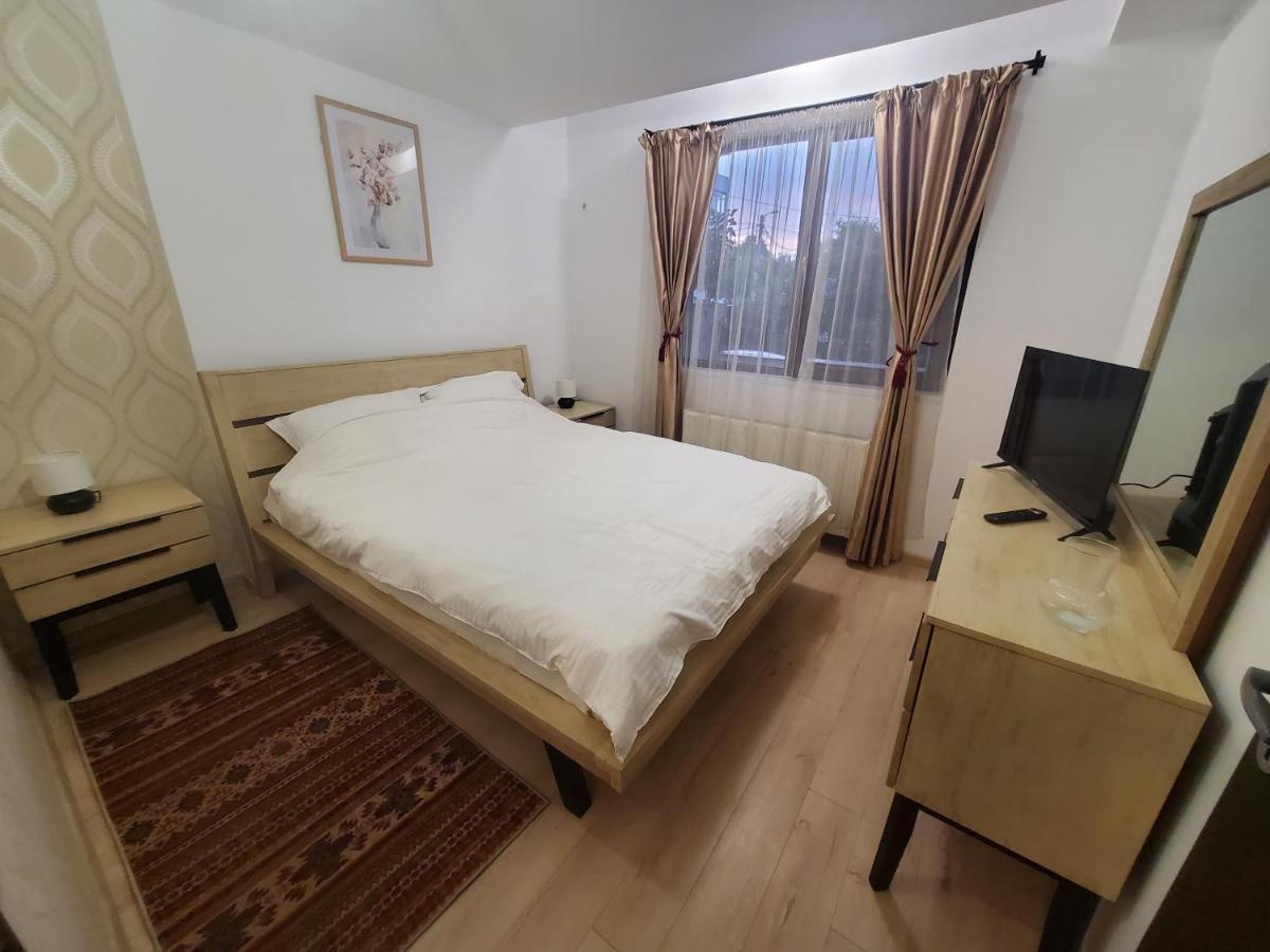 Morii Lake Special Apartment Bucarest Esterno foto