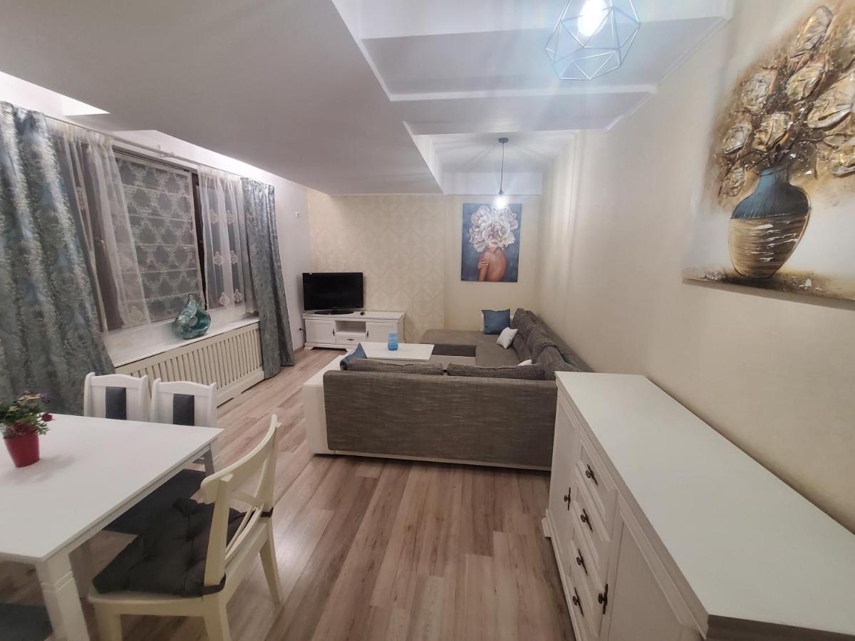 Morii Lake Special Apartment Bucarest Esterno foto