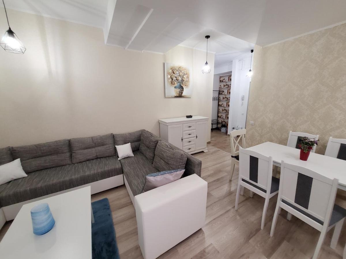 Morii Lake Special Apartment Bucarest Esterno foto